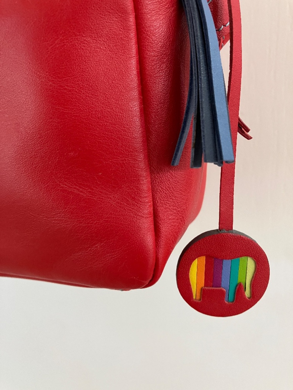 Mywalit Crossbody Bag in Red leather Small 7 in x 6 in - Picture 2 of 9